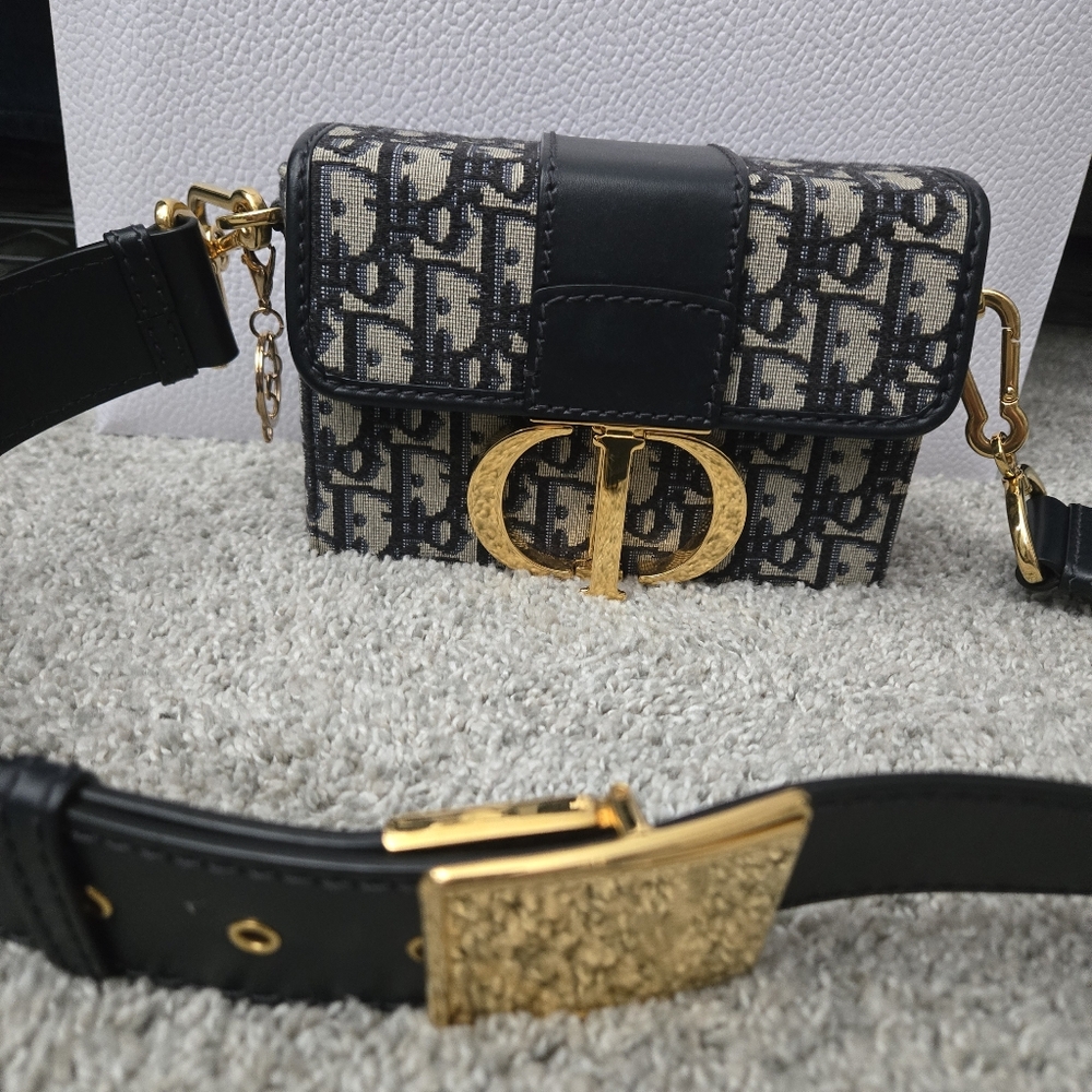 Dior  Montaigne Box Bag